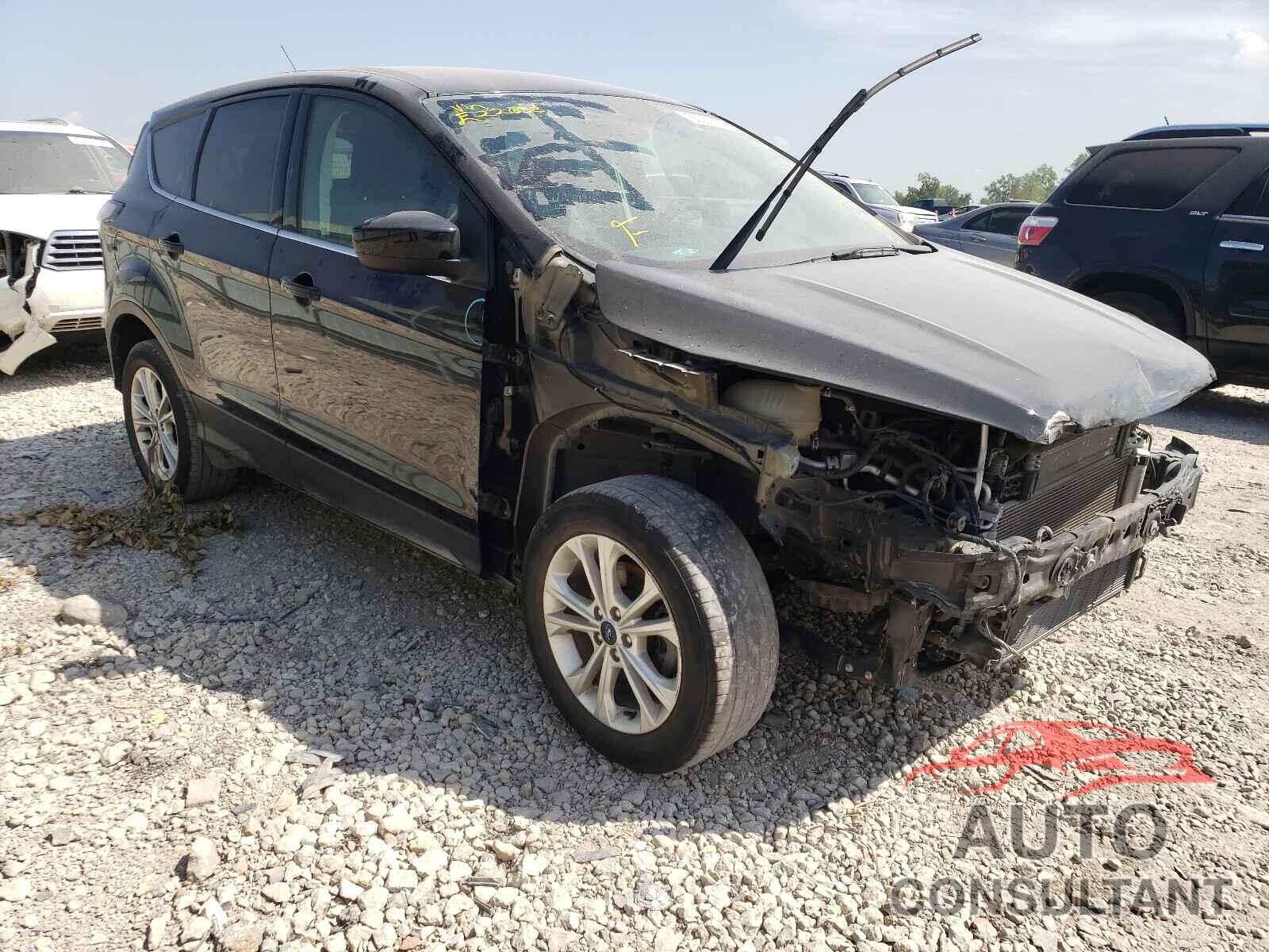 FORD ESCAPE 2017 - 1FMCU0GD1HUE22658