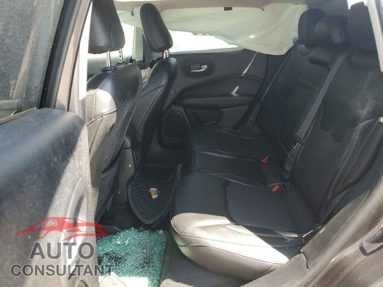JEEP COMPASS 2018 - 3C4NJDBB9JT167972