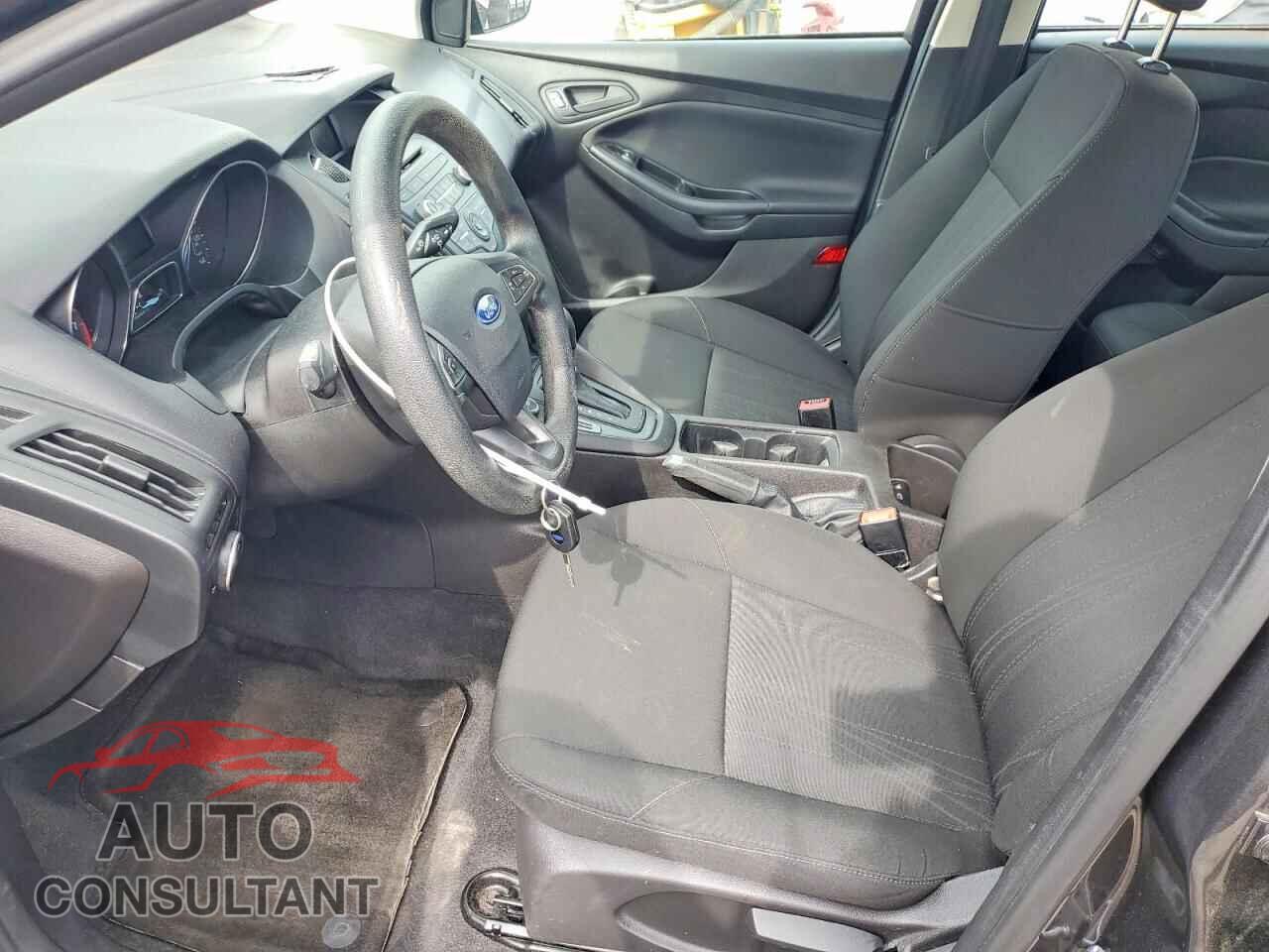 FORD FOCUS 2016 - 1FADP3E21GL219671