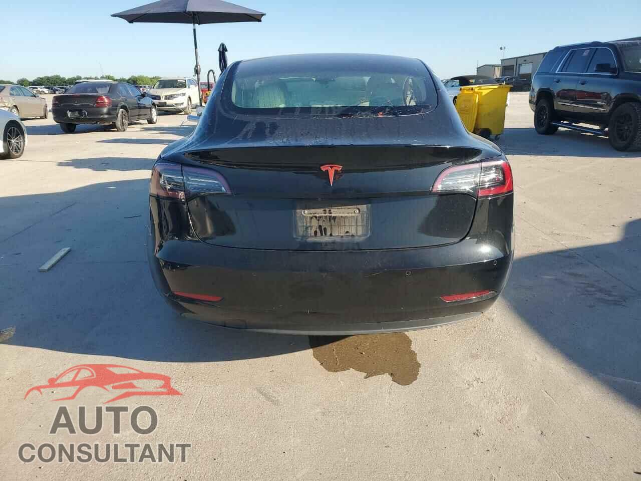 TESLA MODEL 3 2019 - 5YJ3E1EA2KF323508