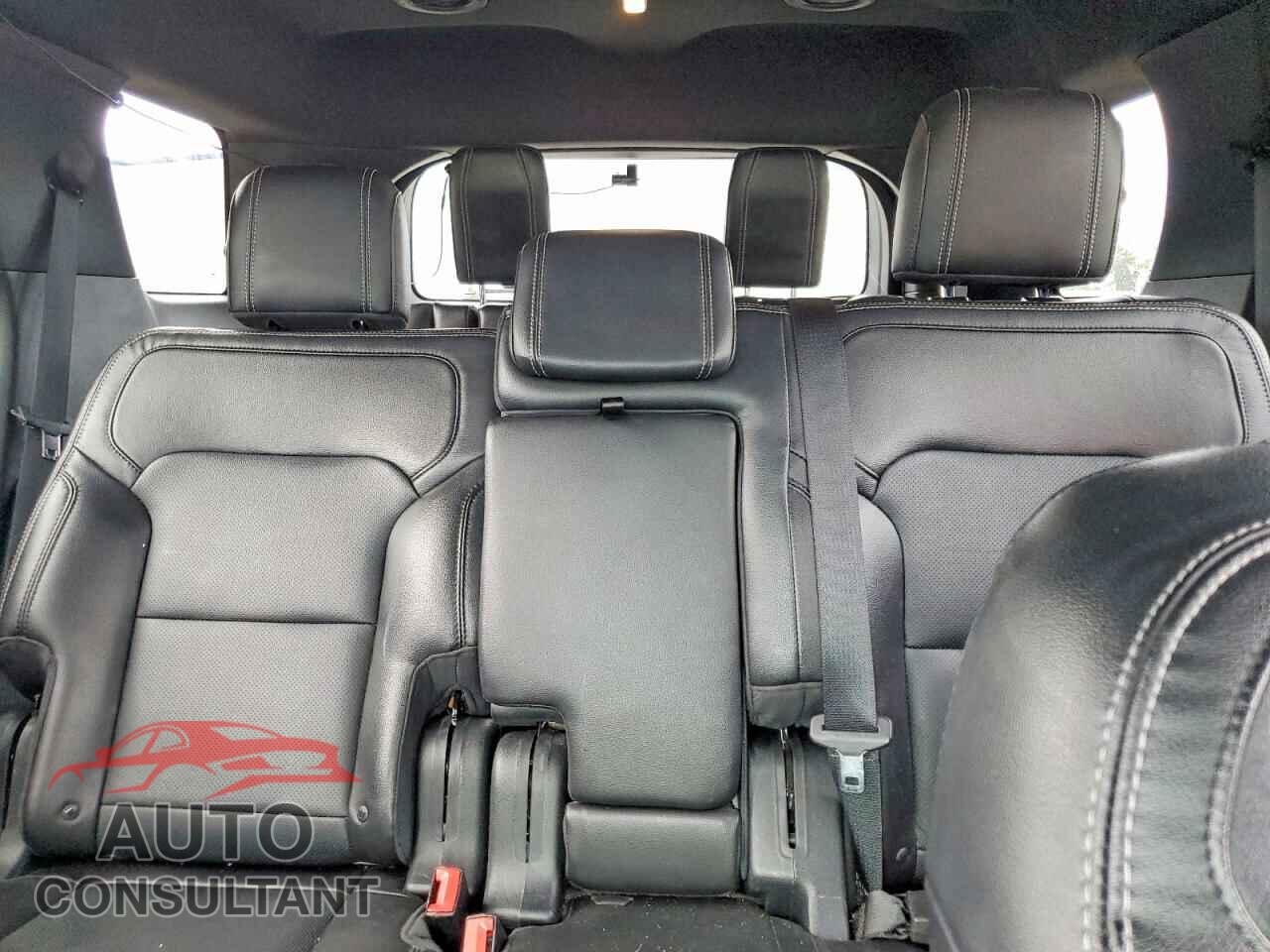 FORD EXPLORER 2018 - 1FM5K7F87JGB33056