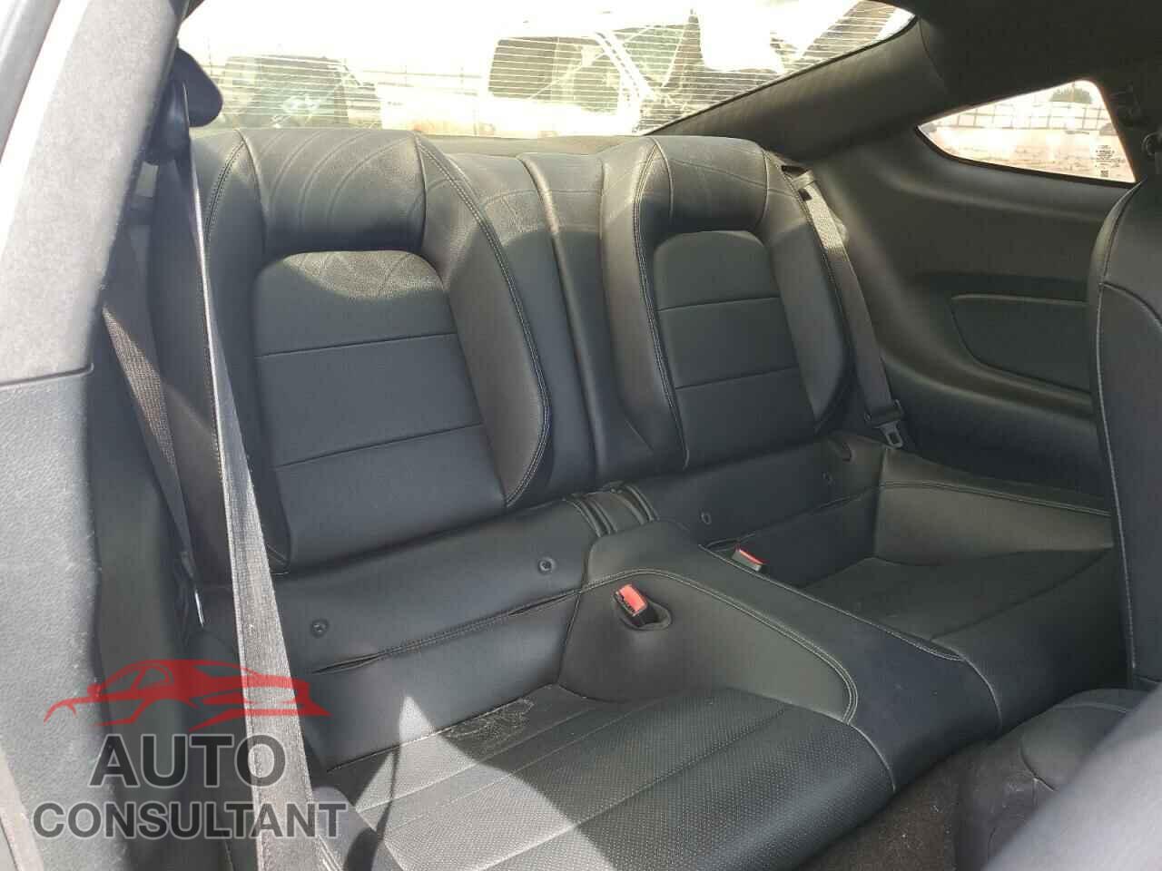 FORD MUSTANG 2017 - 1FA6P8CF4H5223621