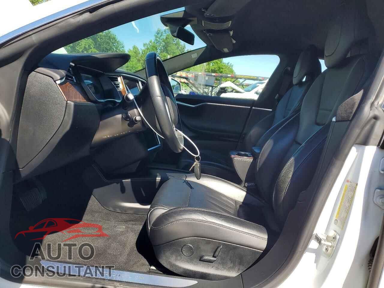 TESLA MODEL S 2017 - 5YJSA1E18HF190043