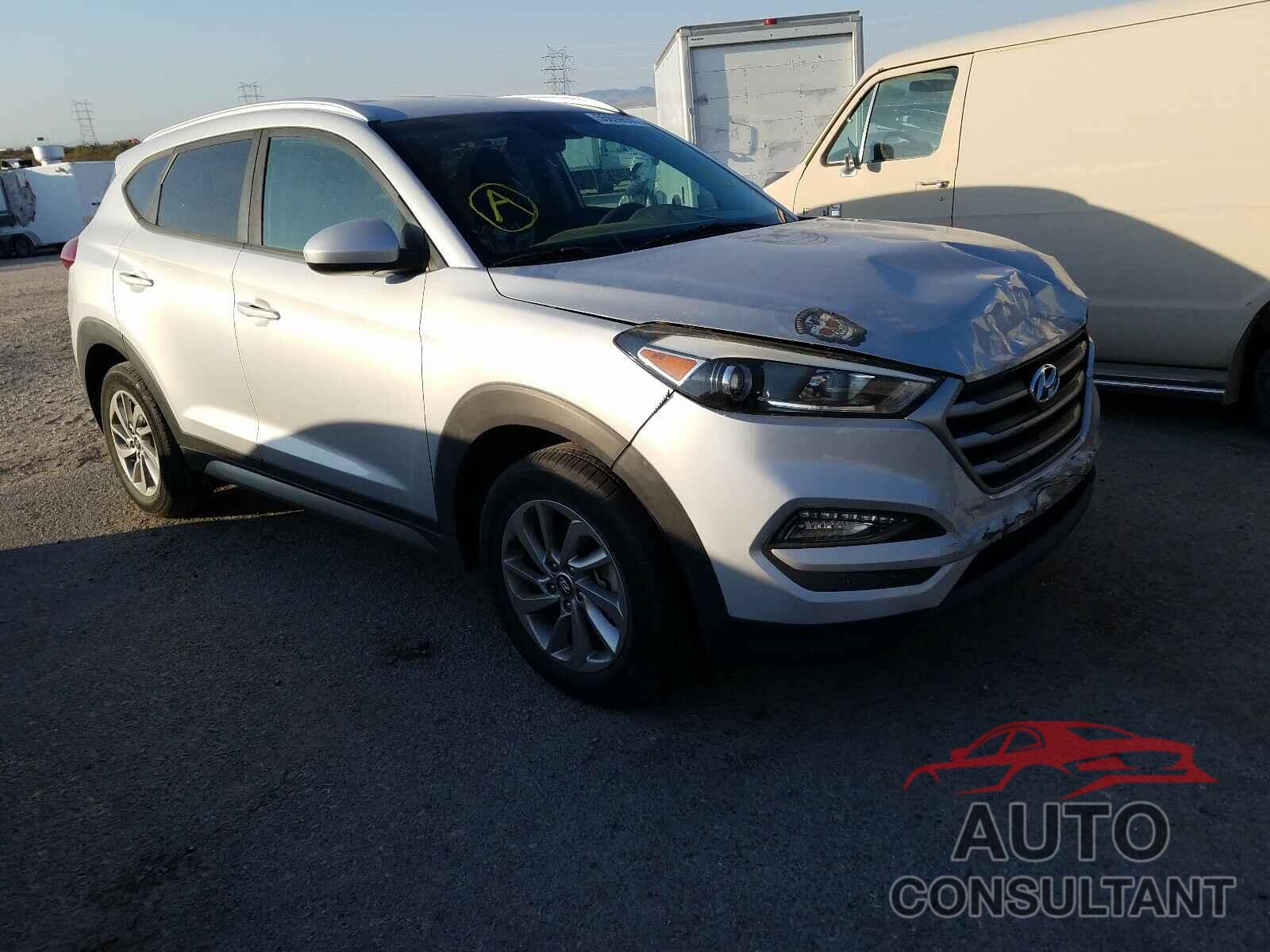 HYUNDAI TUCSON 2017 - KM8J33A43HU263193