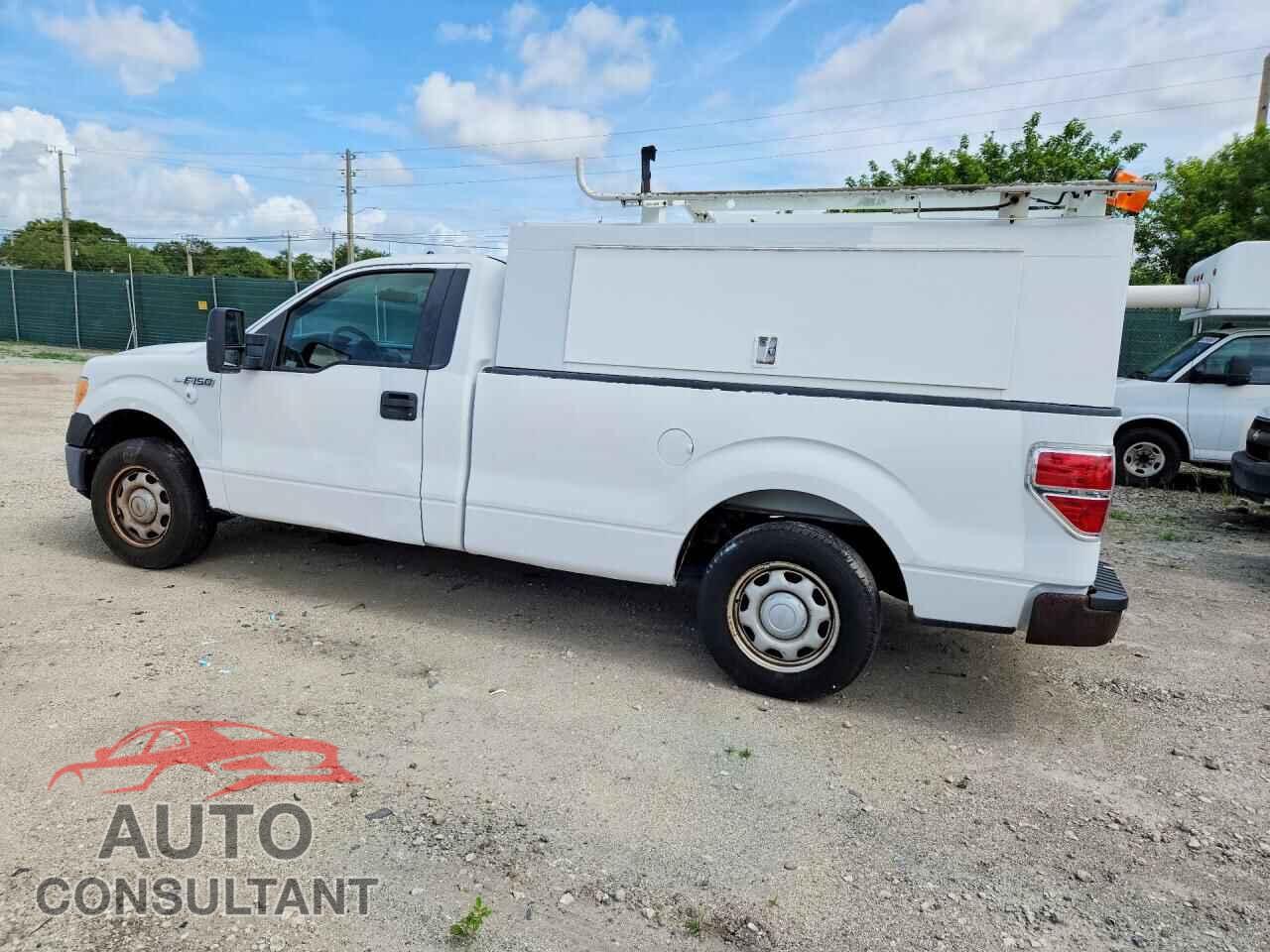 FORD F150 2010 - 1FTMF1CW2AKB11032