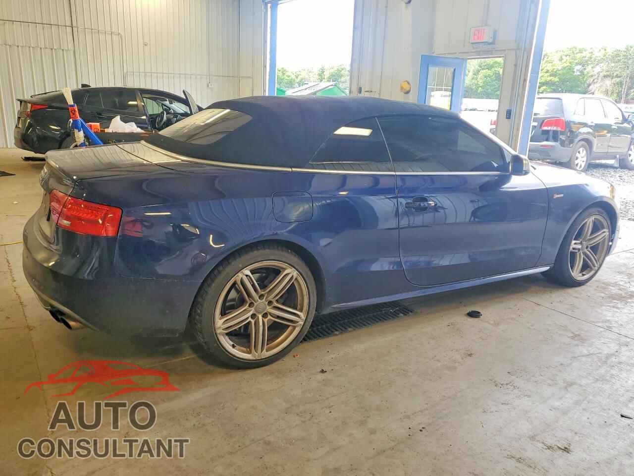 AUDI S5/RS5 2013 - WAUVGAFH1DN009686