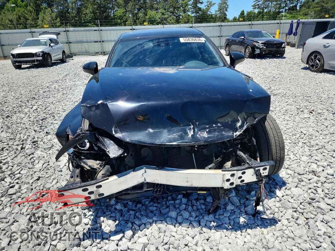 LEXUS IS 2020 - JTHGA1D27L5108506