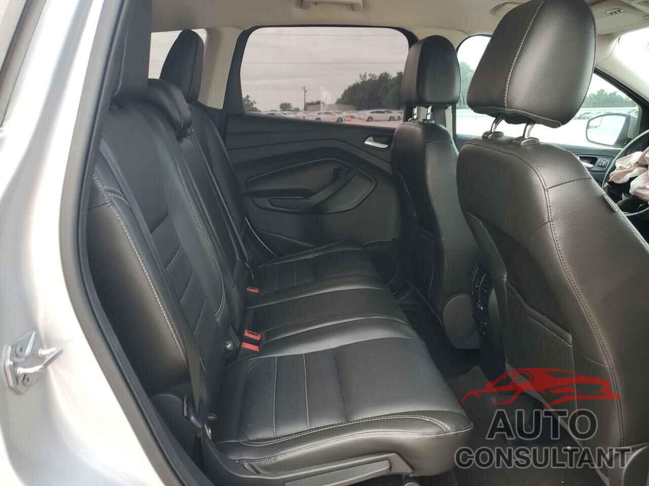 FORD ESCAPE 2015 - 1FMCU0JXXFUA77744