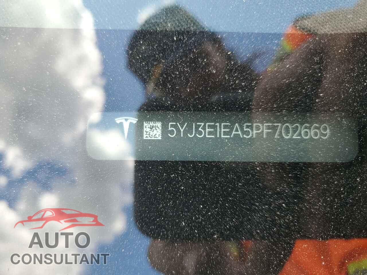 TESLA MODEL 3 2023 - 5YJ3E1EA5PF702669