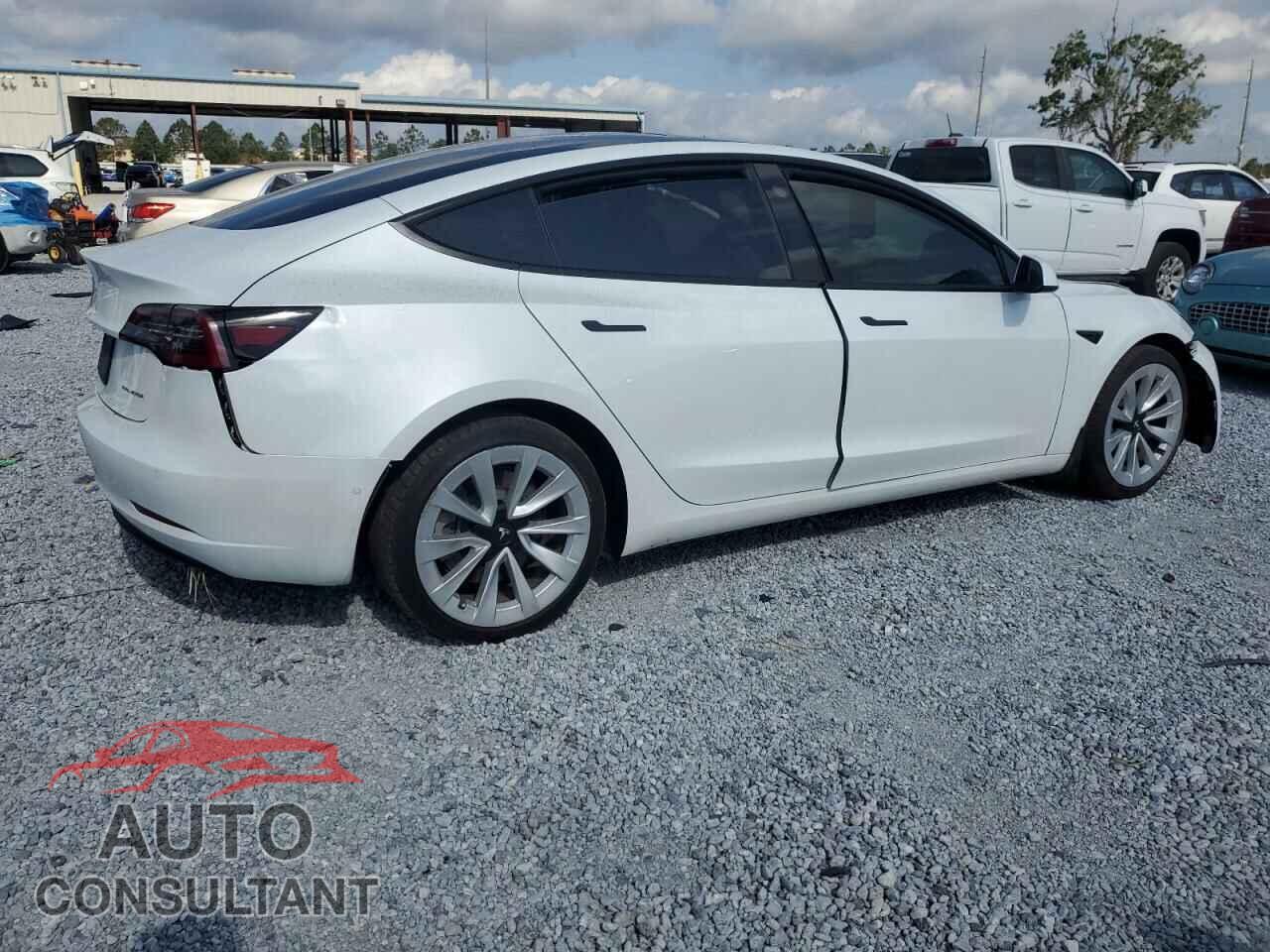 TESLA MODEL 3 2021 - 5YJ3E1EB7MF049668