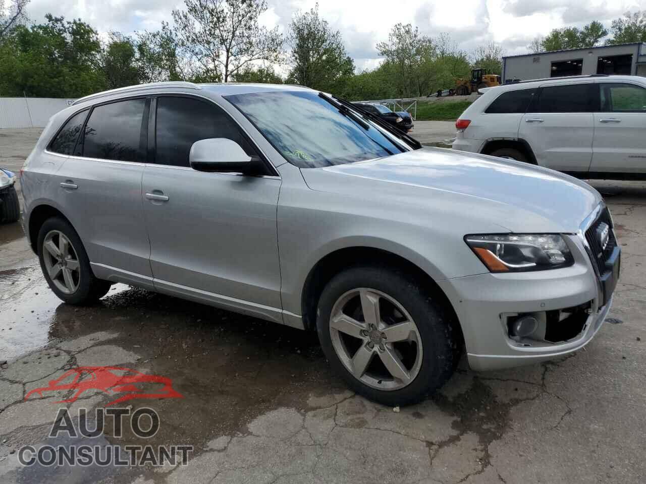 AUDI Q5 2011 - WA1LFAFP8BA025063