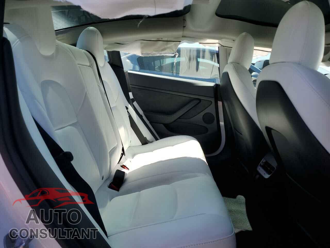 TESLA MODEL 3 2023 - 5YJ3E1EB4PF478772
