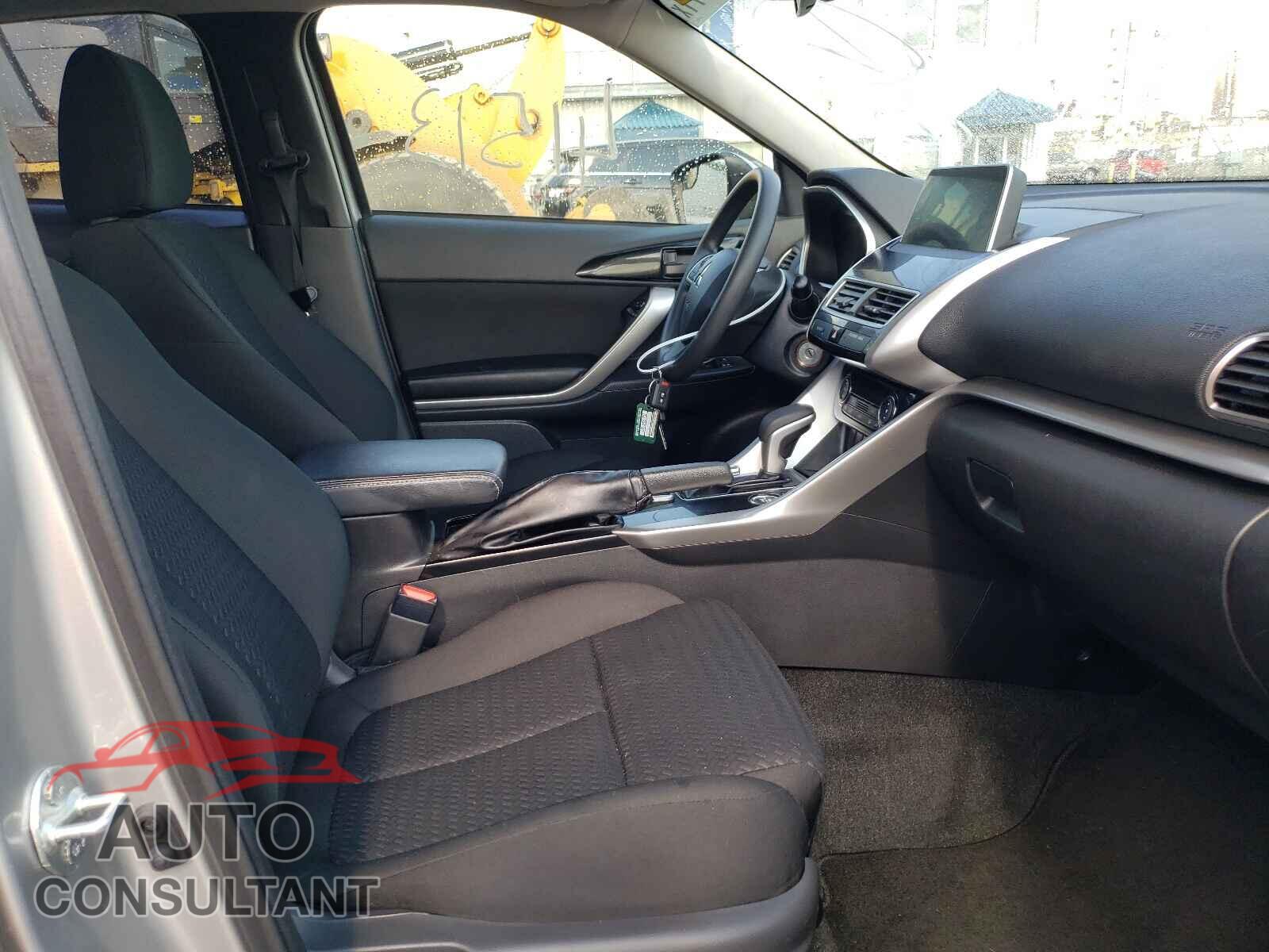 MITSUBISHI ECLIPSE 2019 - JA4AT3AA8KZ609575