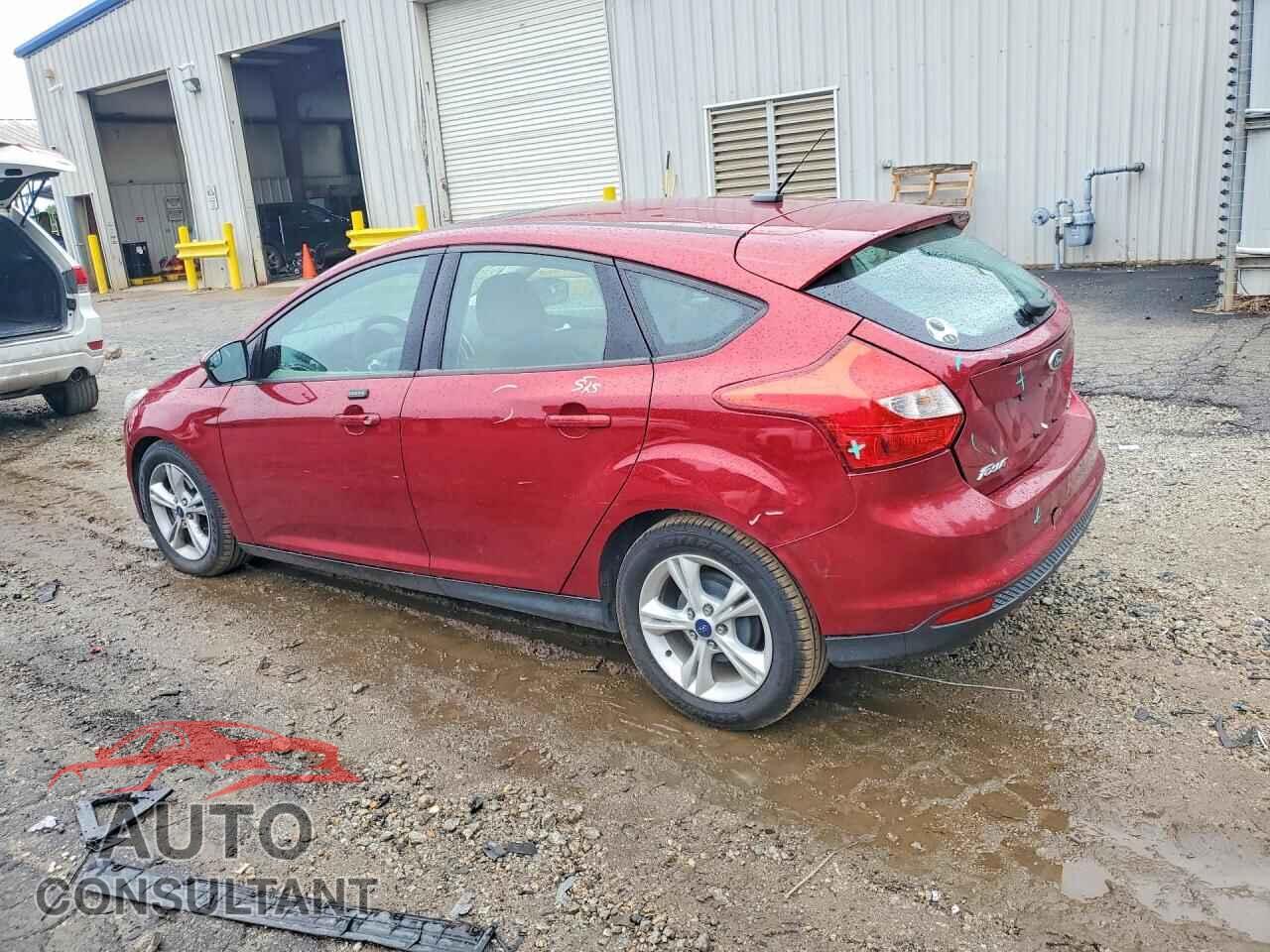 FORD FOCUS 2014 - 1FADP3K25EL425271