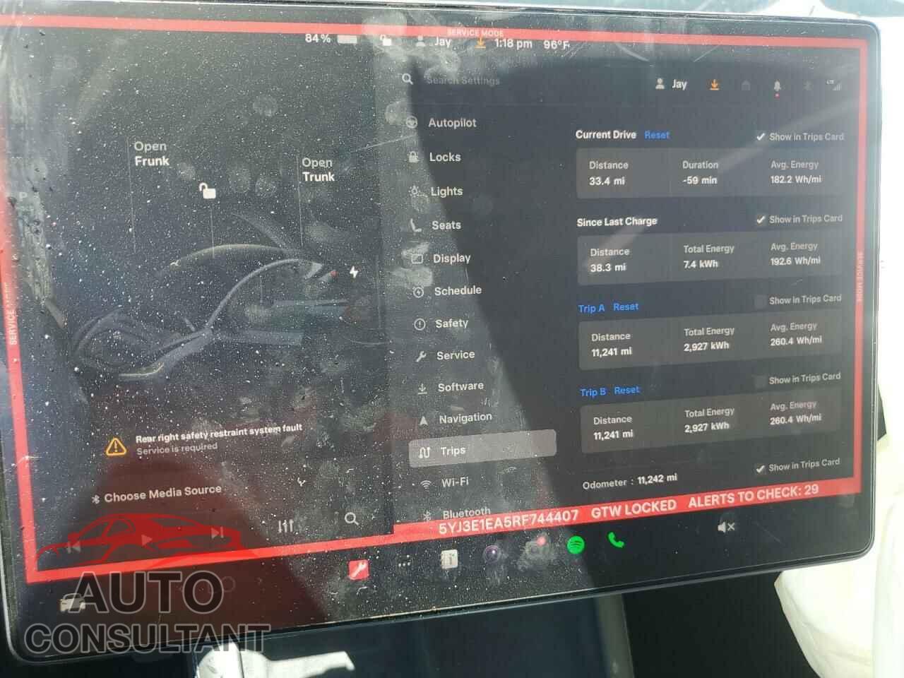 TESLA MODEL 3 2024 - 5YJ3E1EA5RF744407