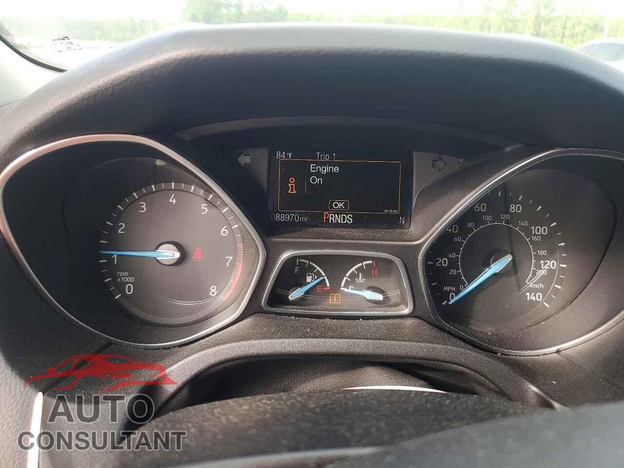 FORD FOCUS 2016 - 1FADP3K24GL299200