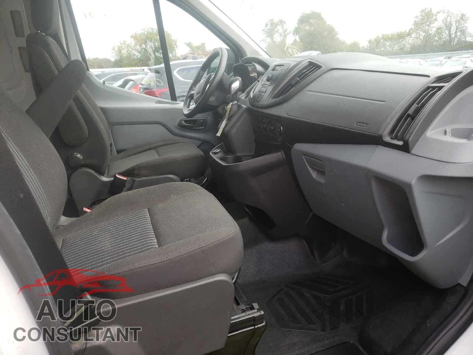 FORD TRANSIT CO 2017 - 1FTYR1ZMXHKA20180