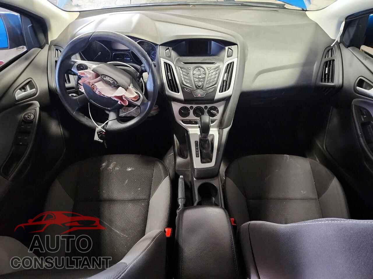FORD FOCUS 2014 - 1FADP3K21EL427728