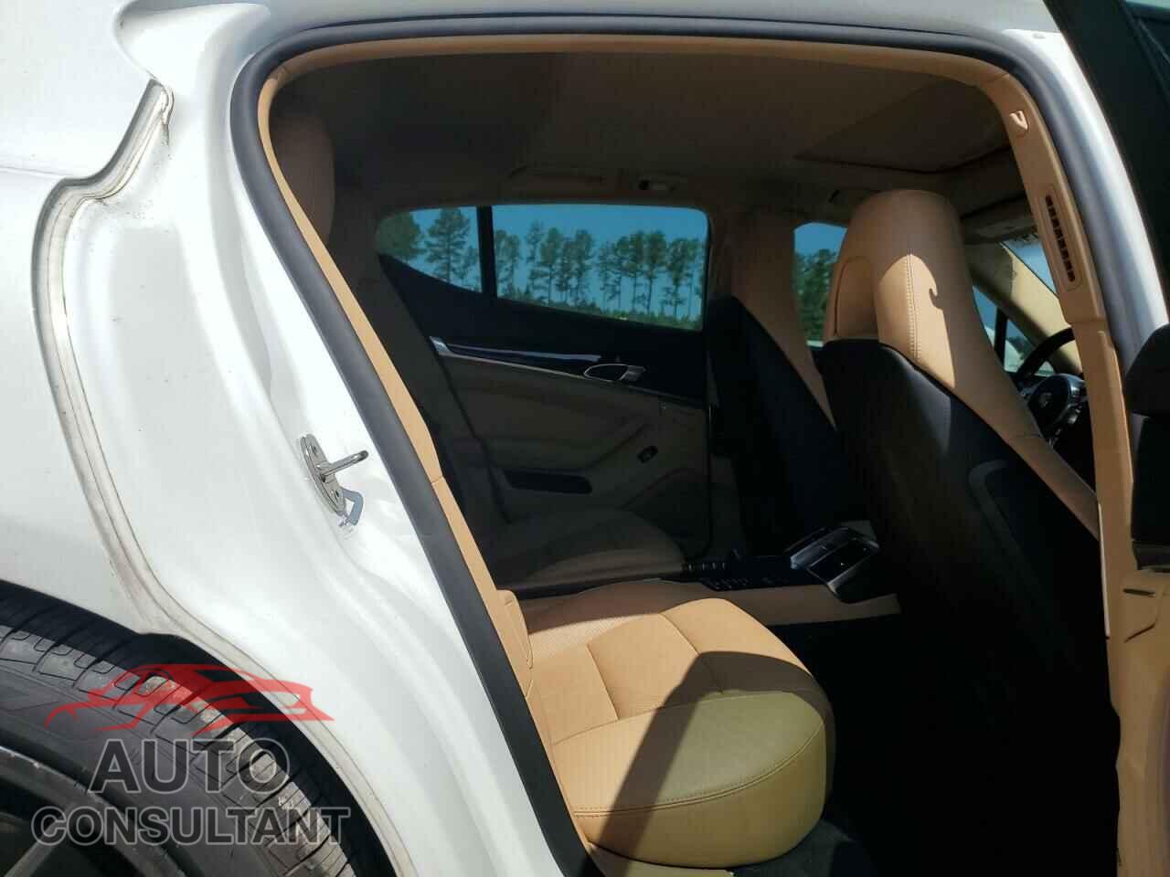 PORSCHE PANAMERA 2016 - WP0AA2A79GL000127