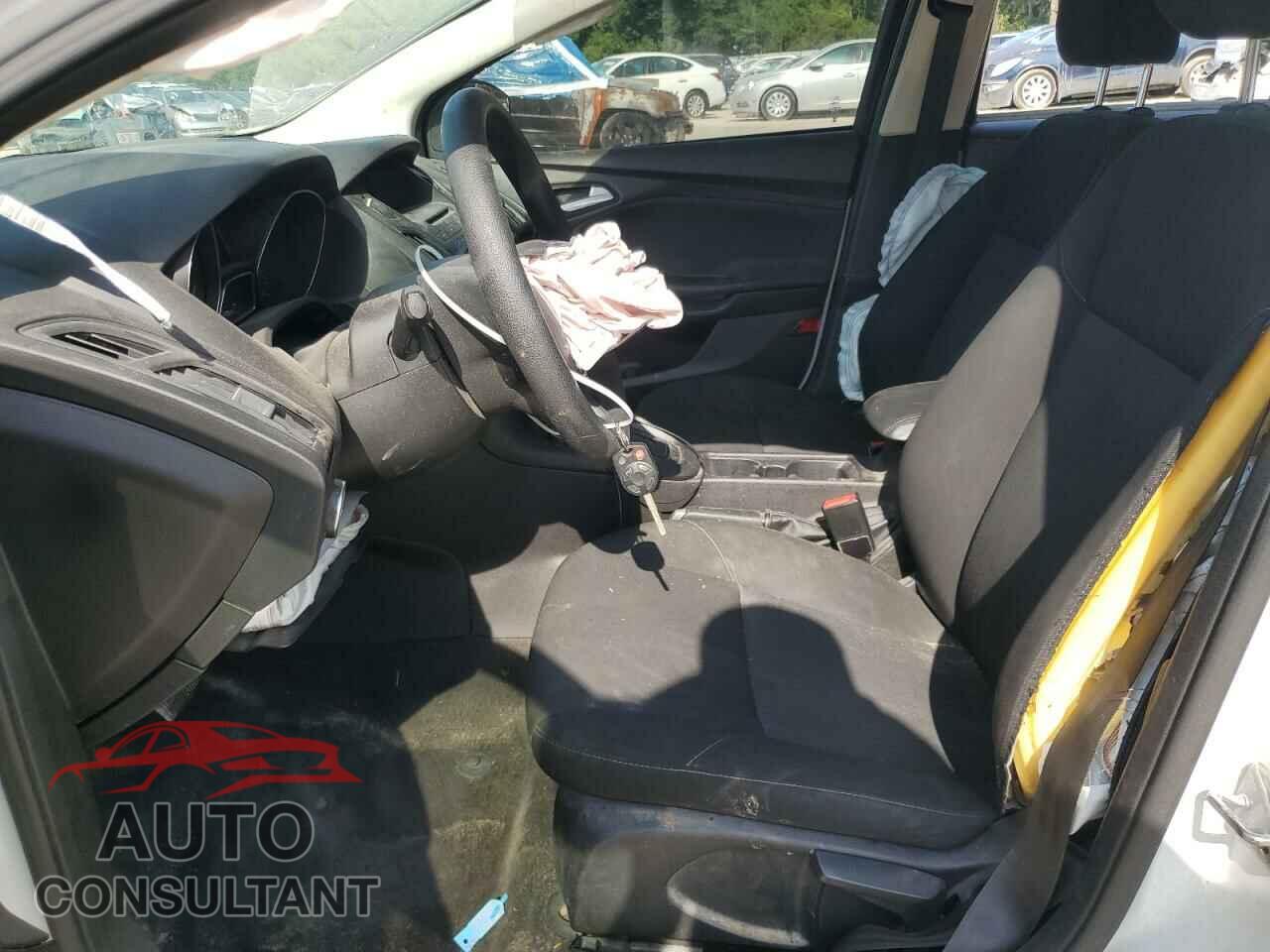 FORD FOCUS 2017 - 1FADP3FE5HL275204