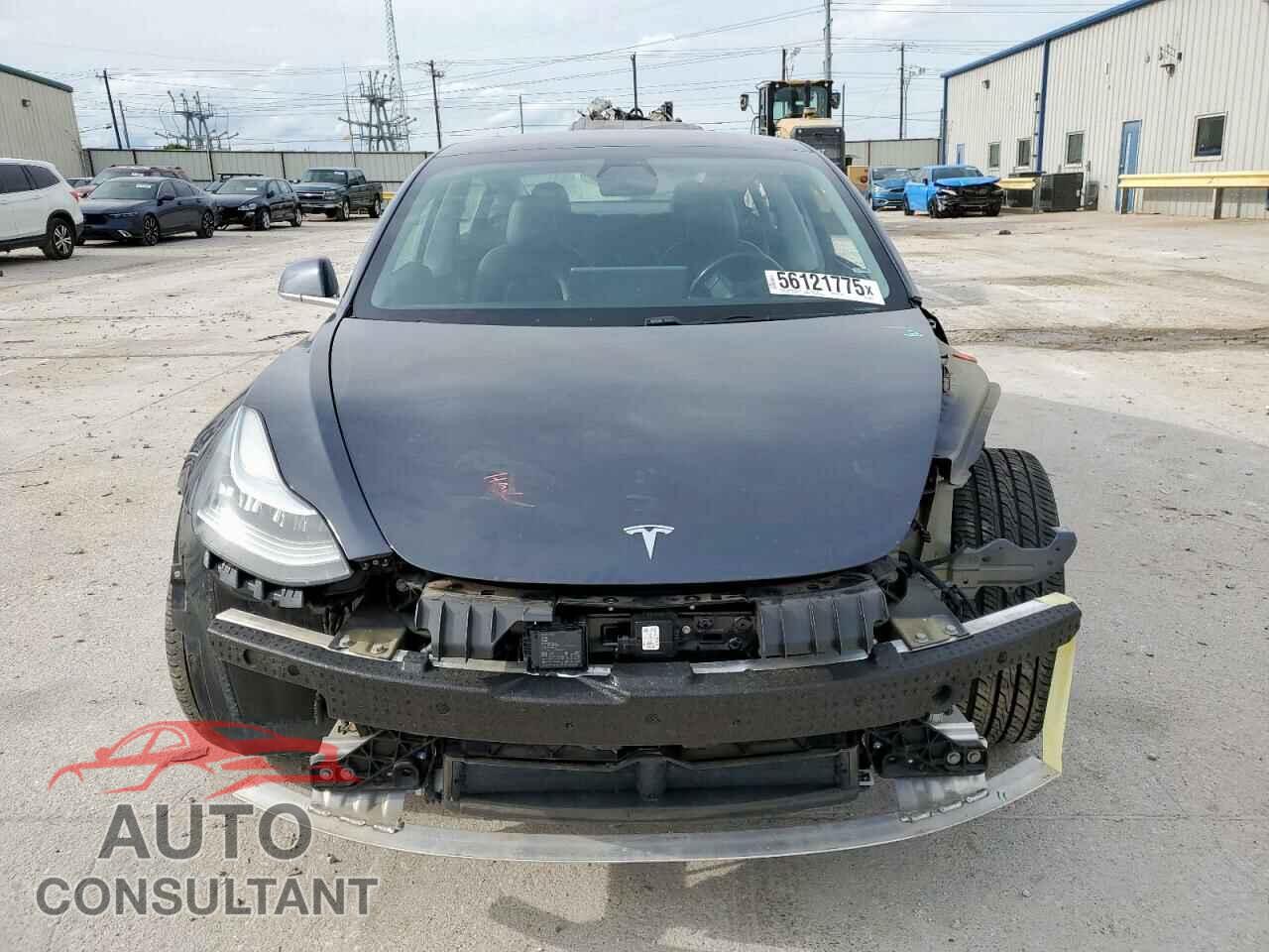 TESLA MODEL 3 2018 - 5YJ3E1EA4JF049923