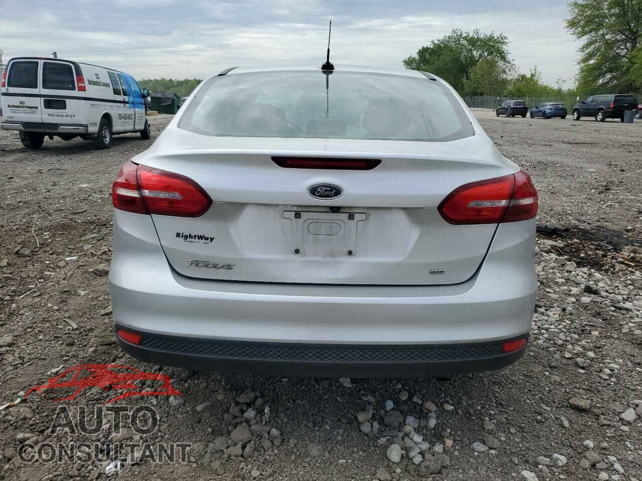 FORD FOCUS 2017 - 1FADP3F23HL328178
