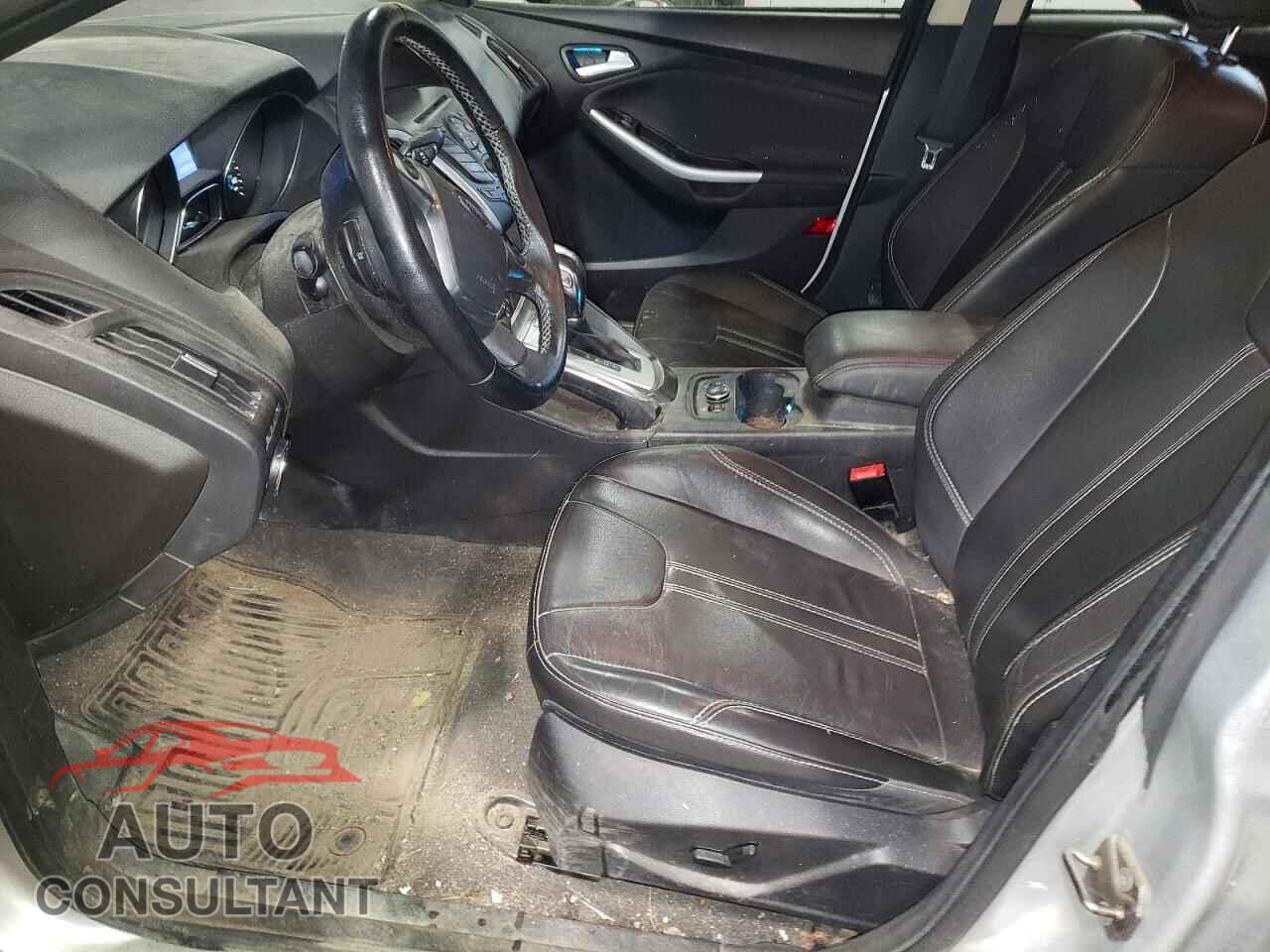 FORD FOCUS 2013 - 1FADP3K22DL235927