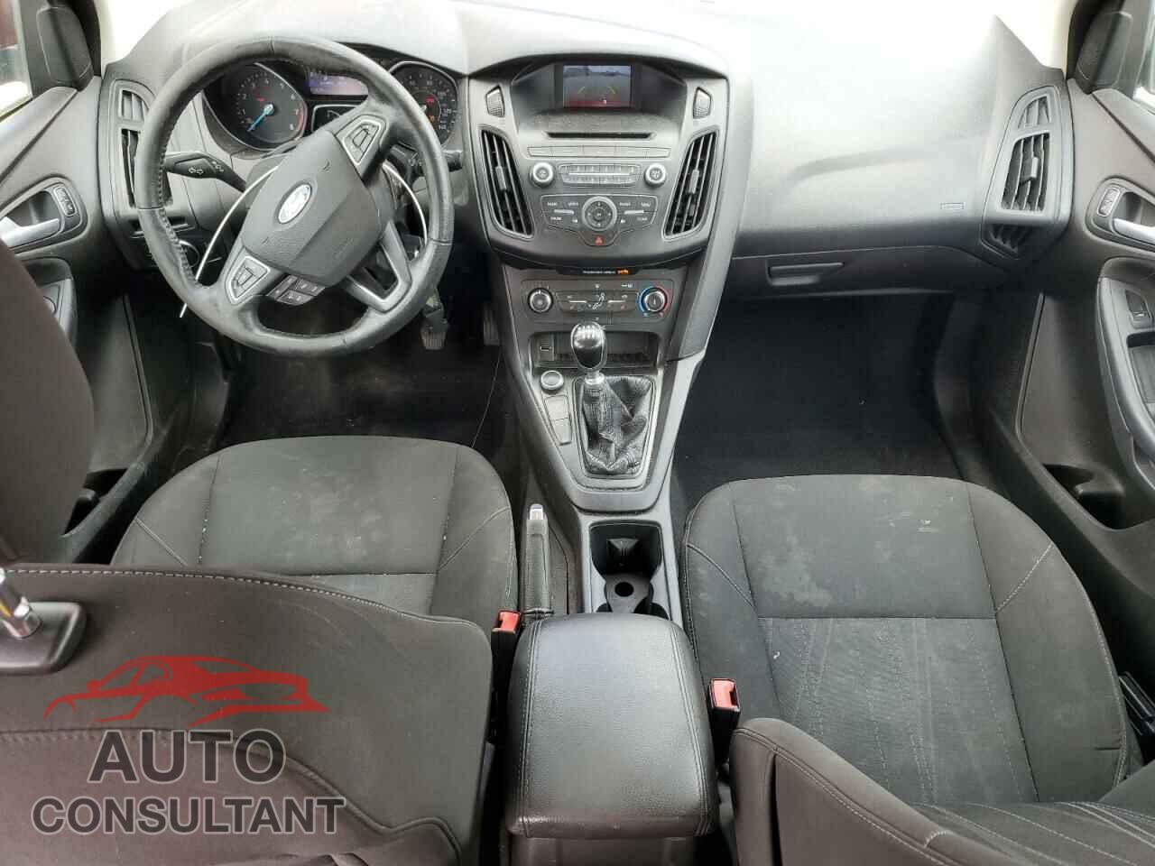 FORD FOCUS 2015 - 1FADP3FE8FL341063