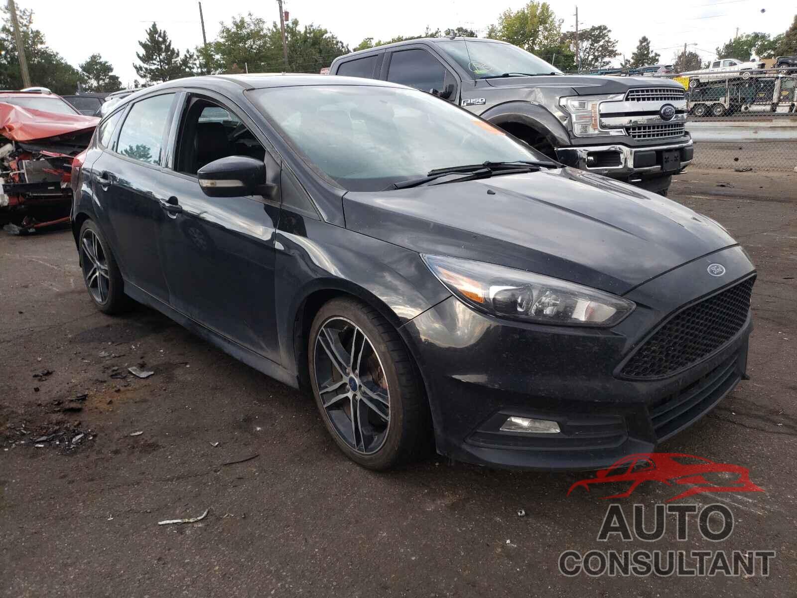 FORD FOCUS 2017 - 1FADP3L94HL240791