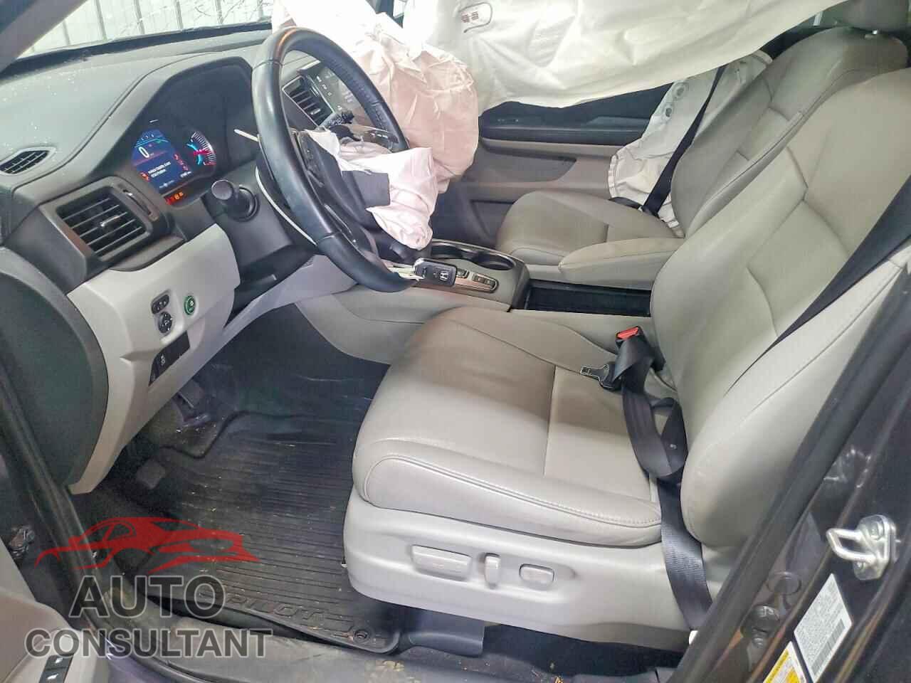 HONDA PILOT 2021 - 5FNYF5H52MB036195