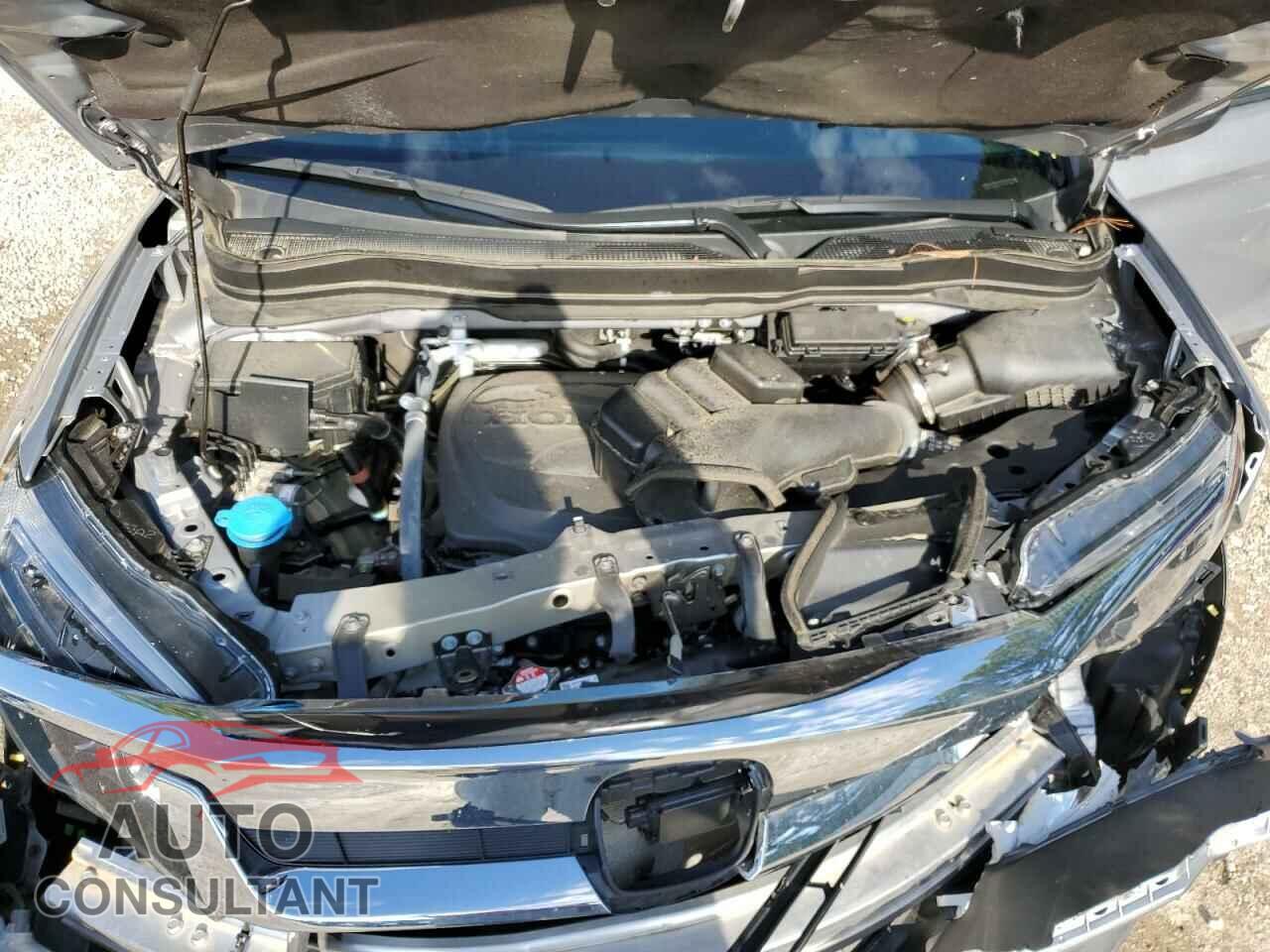 HONDA PILOT 2021 - 5FNYF5H52MB005027