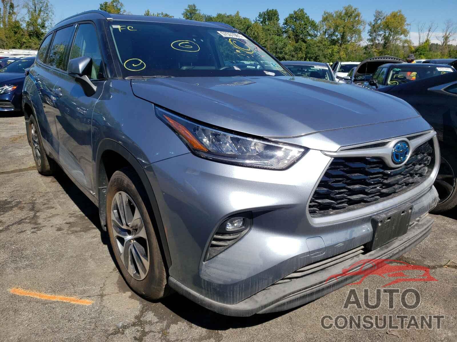 TOYOTA HIGHLANDER 2020 - 5TDGBRCH3LS009002