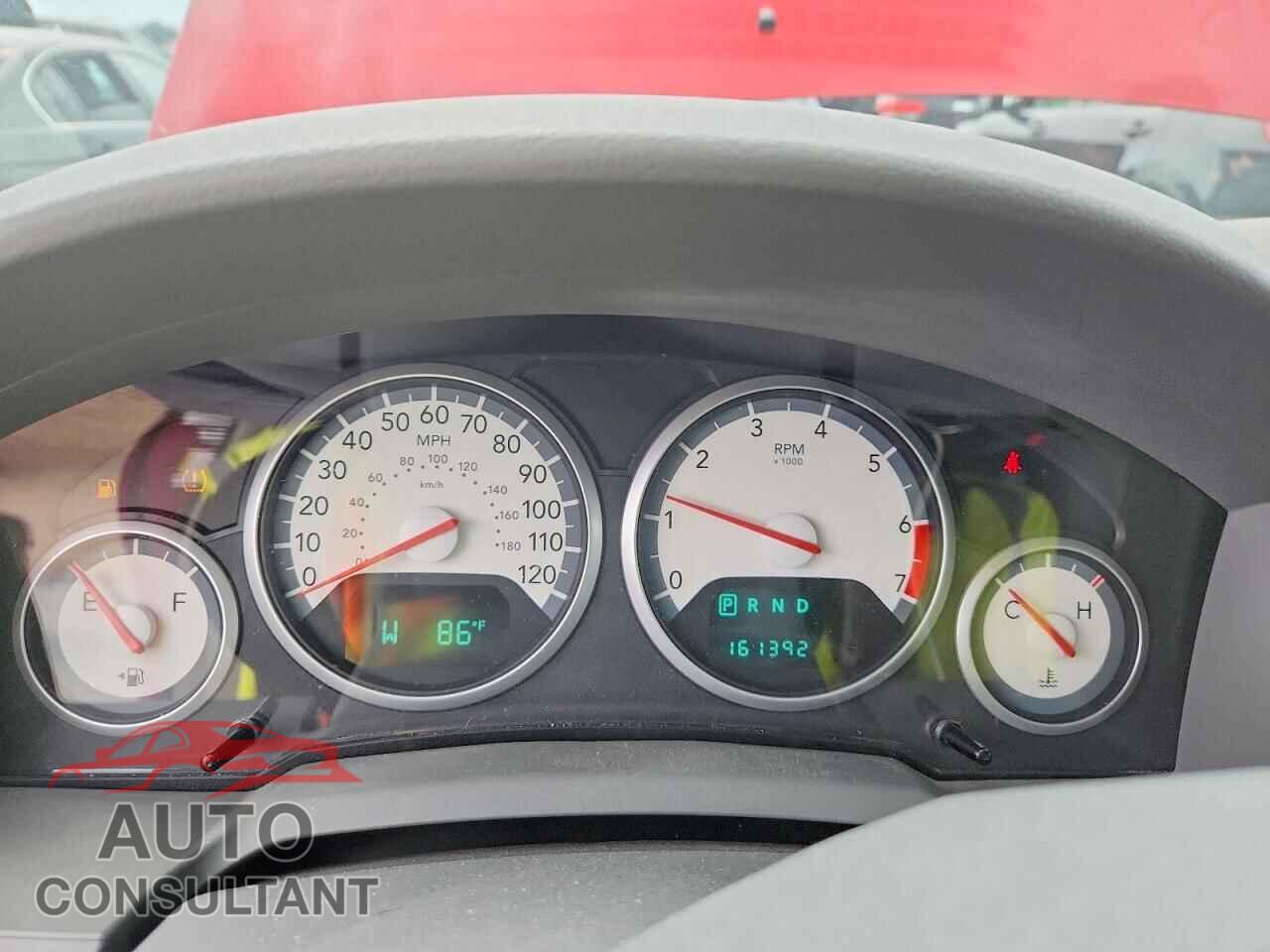 DODGE CARAVAN 2010 - 2D4RN5D11AR201358