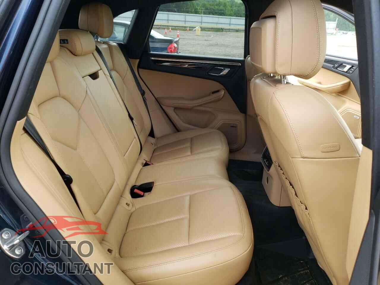 PORSCHE MACAN 2018 - WP1AA2A54JLB22379