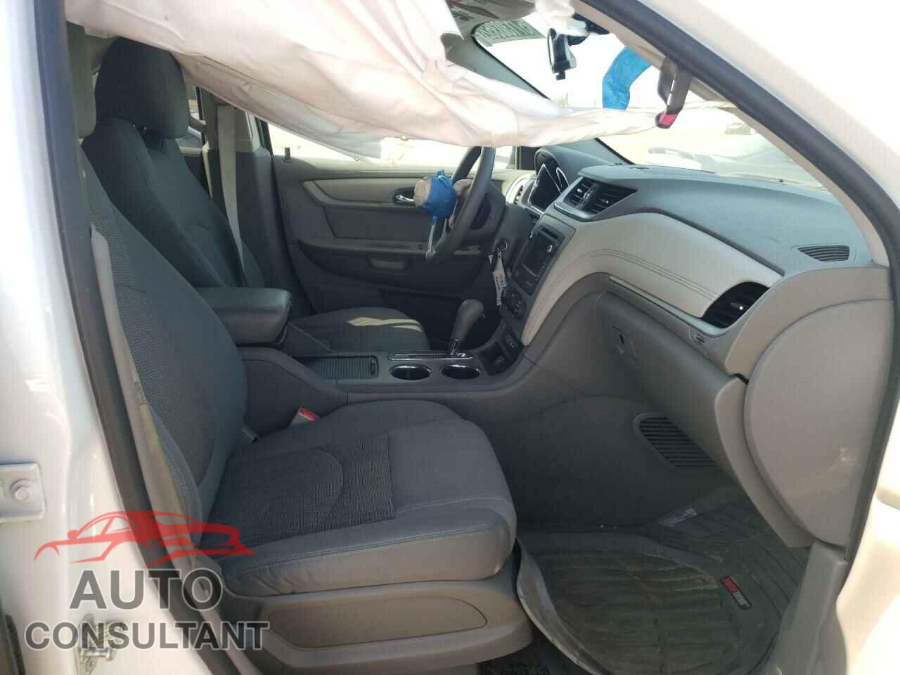 CHEVROLET TRAVERSE 2017 - 1GNKRFED3HJ251296