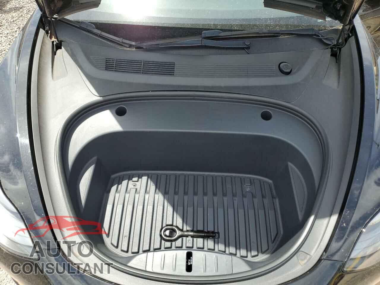 TESLA MODEL 3 2023 - 5YJ3E1EA9PF428070