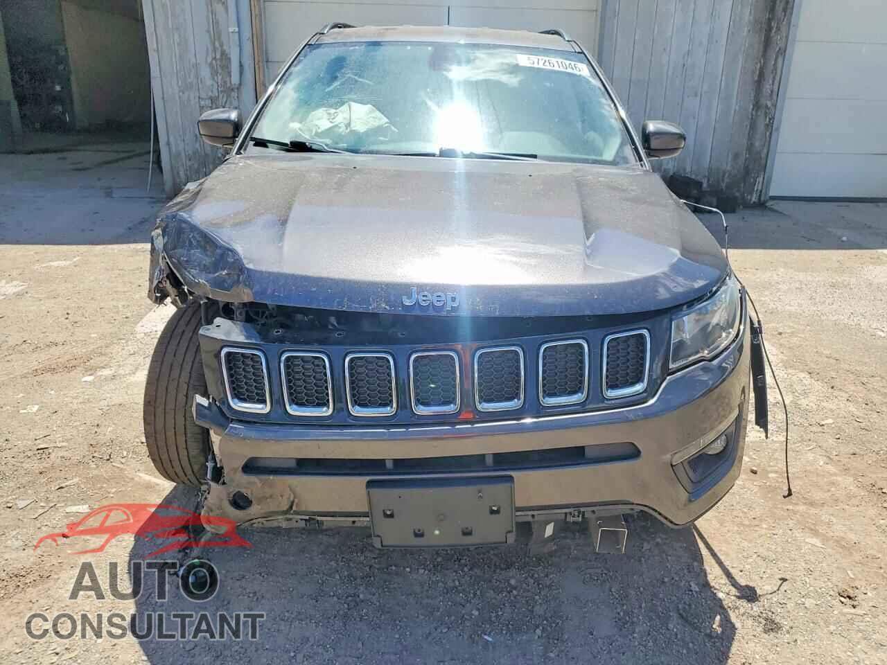 JEEP COMPASS 2018 - 3C4NJDBB7JT201780