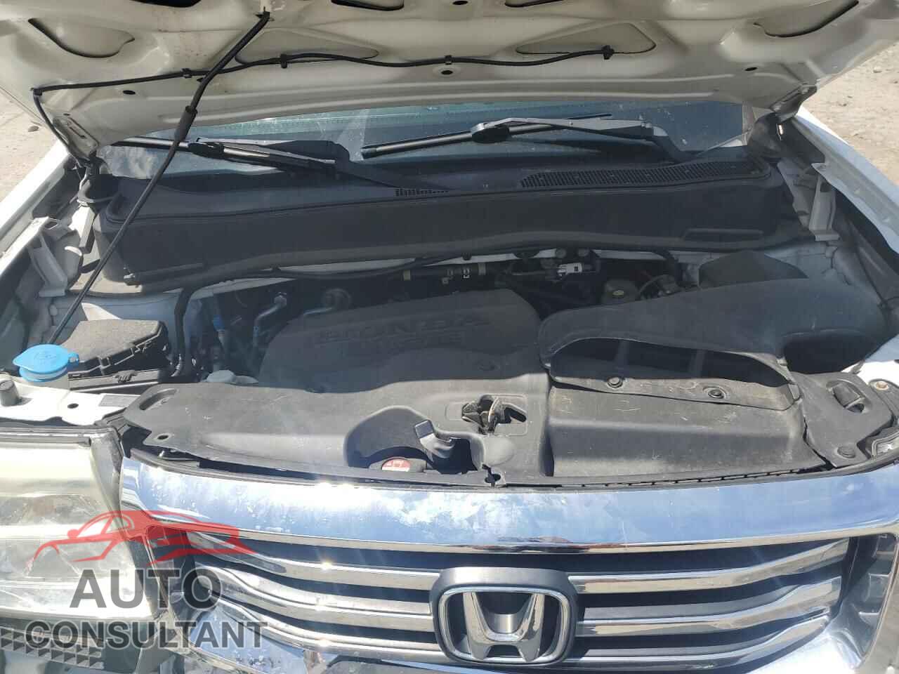 HONDA PILOT 2013 - 5FNYF4H64DB053809