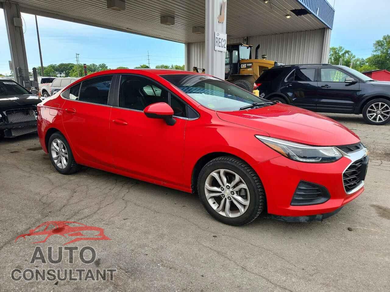 CHEVROLET CRUZE 2019 - 1G1BE5SM0K7113473