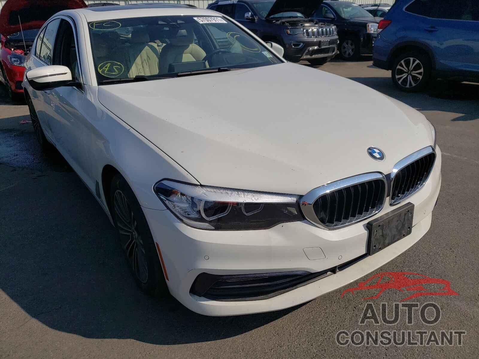 BMW 5 SERIES 2018 - WBAJA7C54JG909527