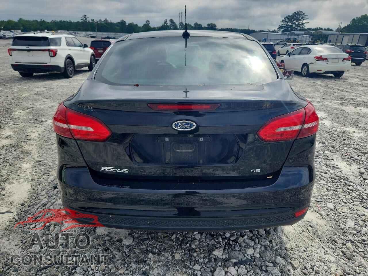 FORD FOCUS 2017 - 1FADP3F20HL322192