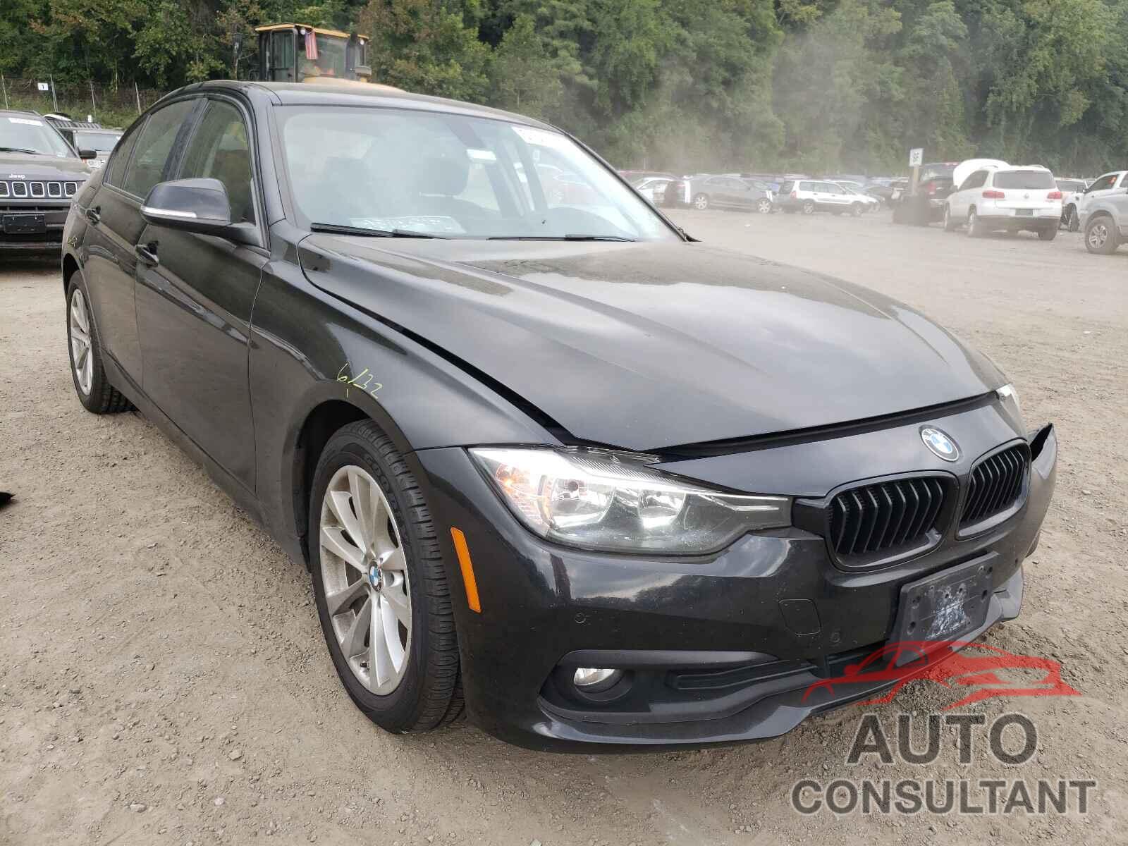 BMW 3 SERIES 2017 - WBA8A3C35HK692924
