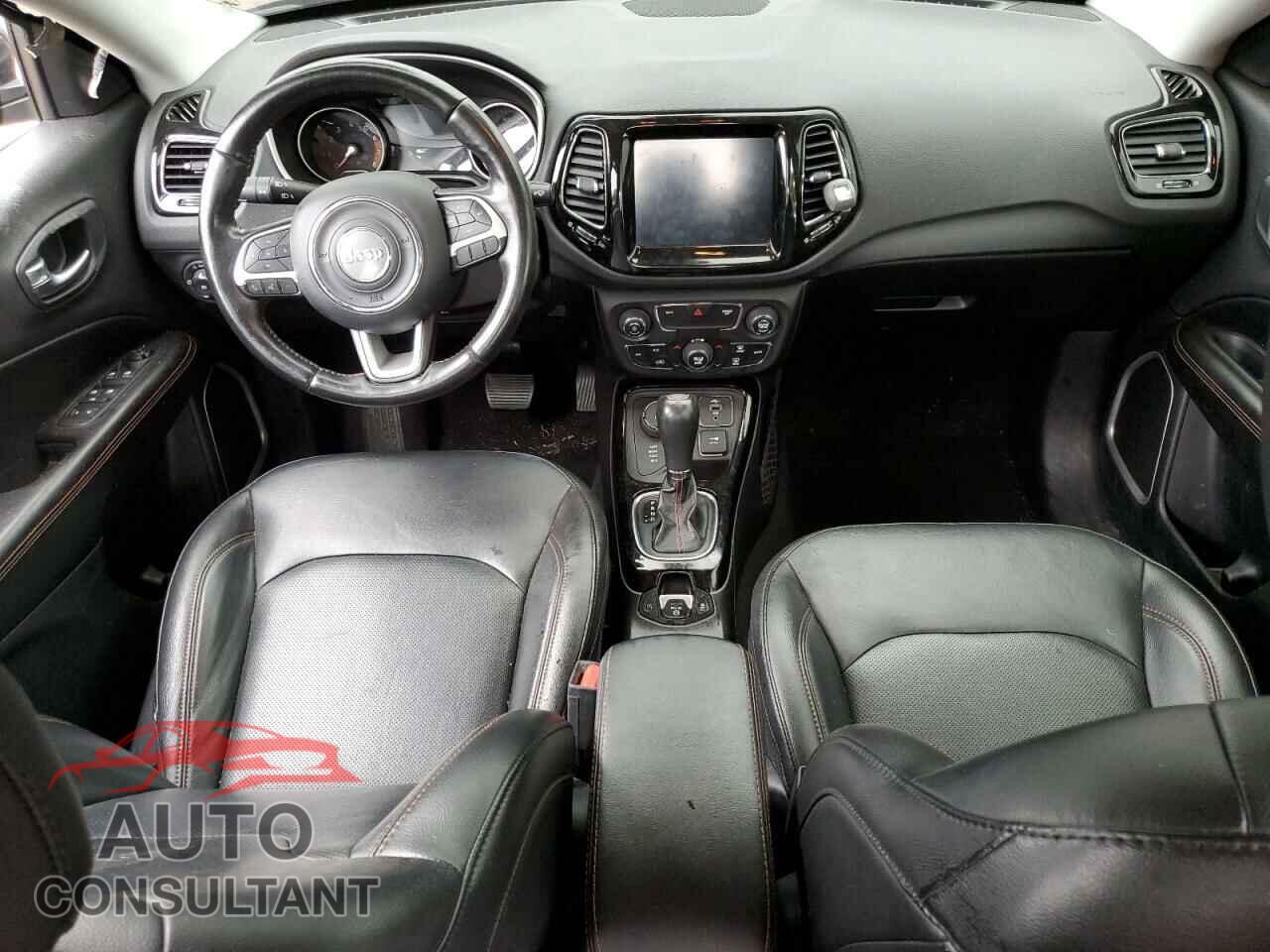 JEEP COMPASS 2019 - 3C4NJDCB3KT812535