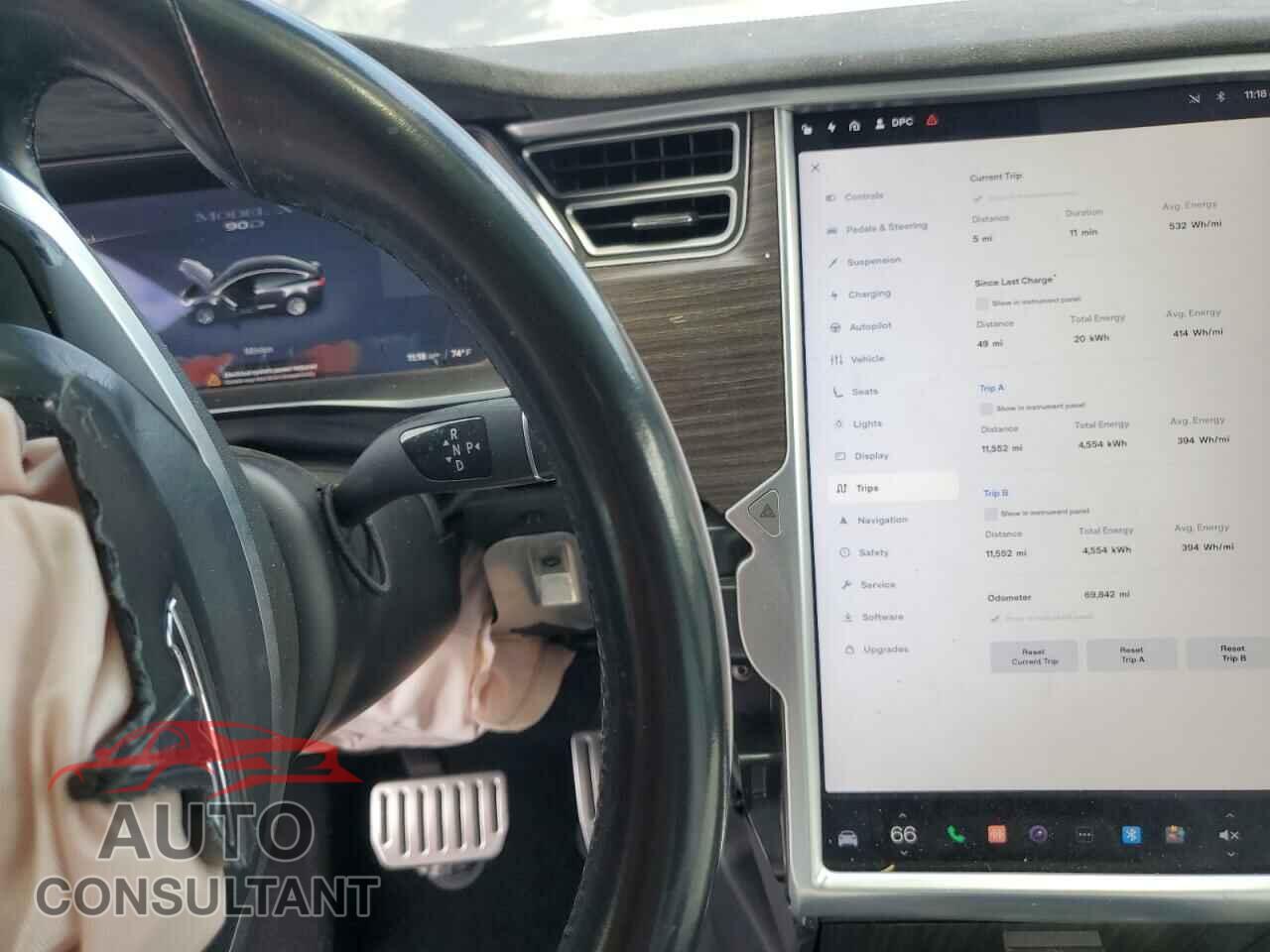 TESLA MODEL X 2016 - 5YJXCBE20GF012155