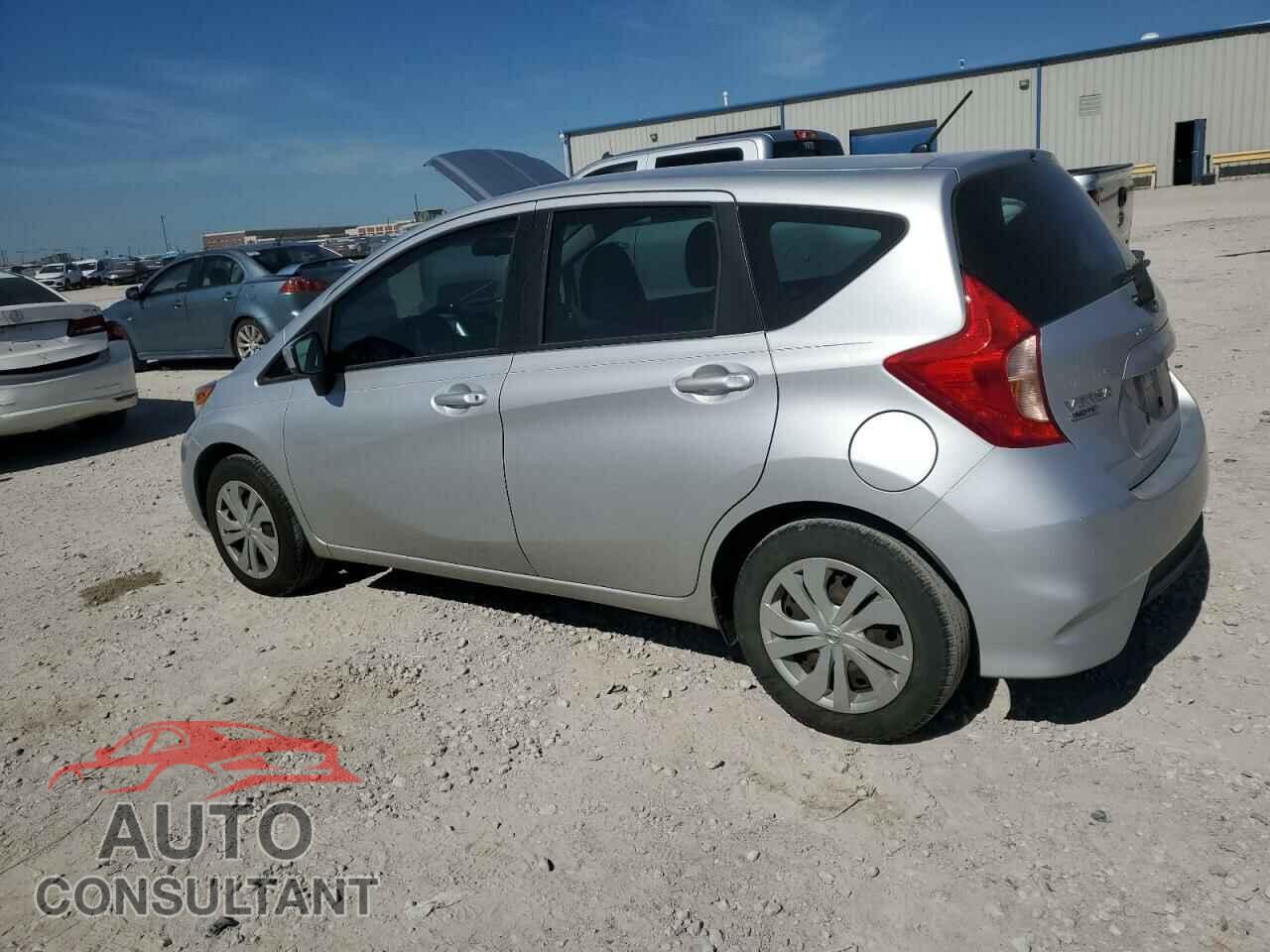 NISSAN VERSA 2017 - 3N1CE2CP2HL372489