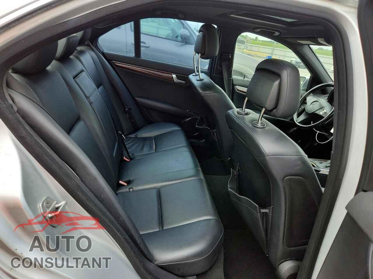 MERCEDES-BENZ C-CLASS 2010 - WDDGF8BB4AF409987