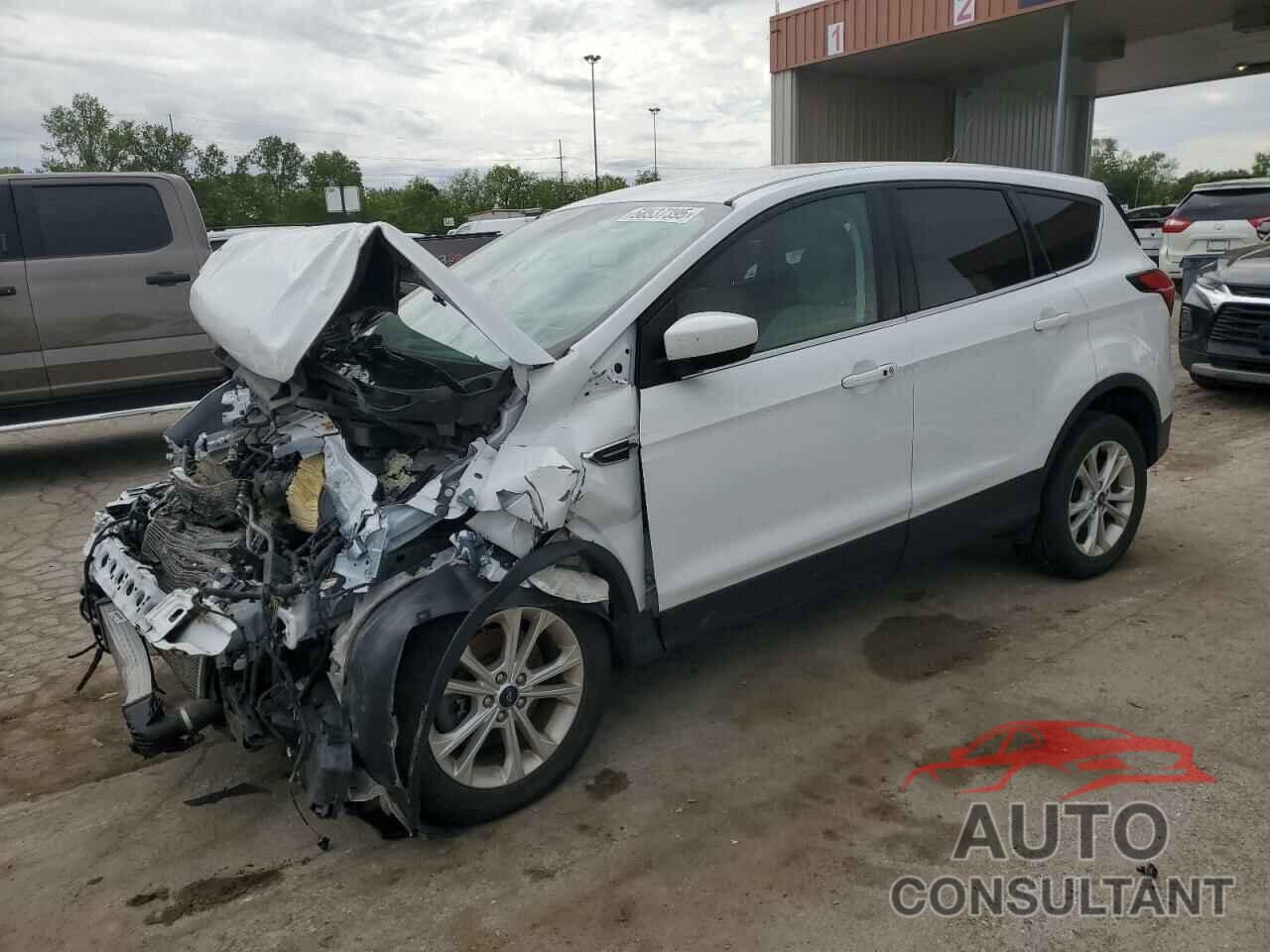 FORD ESCAPE 2019 - 1FMCU9G95KUC08571