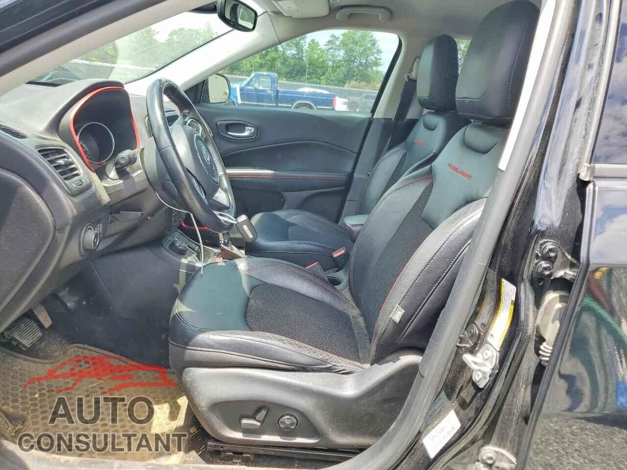 JEEP COMPASS 2017 - 3C4NJDDB2HT646418