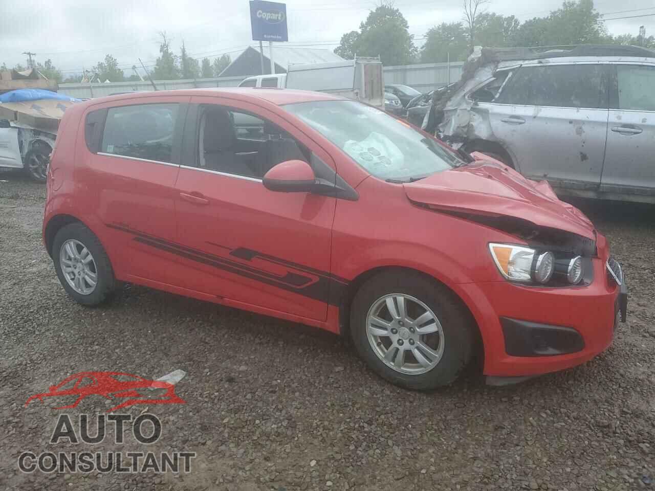 CHEVROLET SONIC 2012 - 1G1JC6SH7C4106310