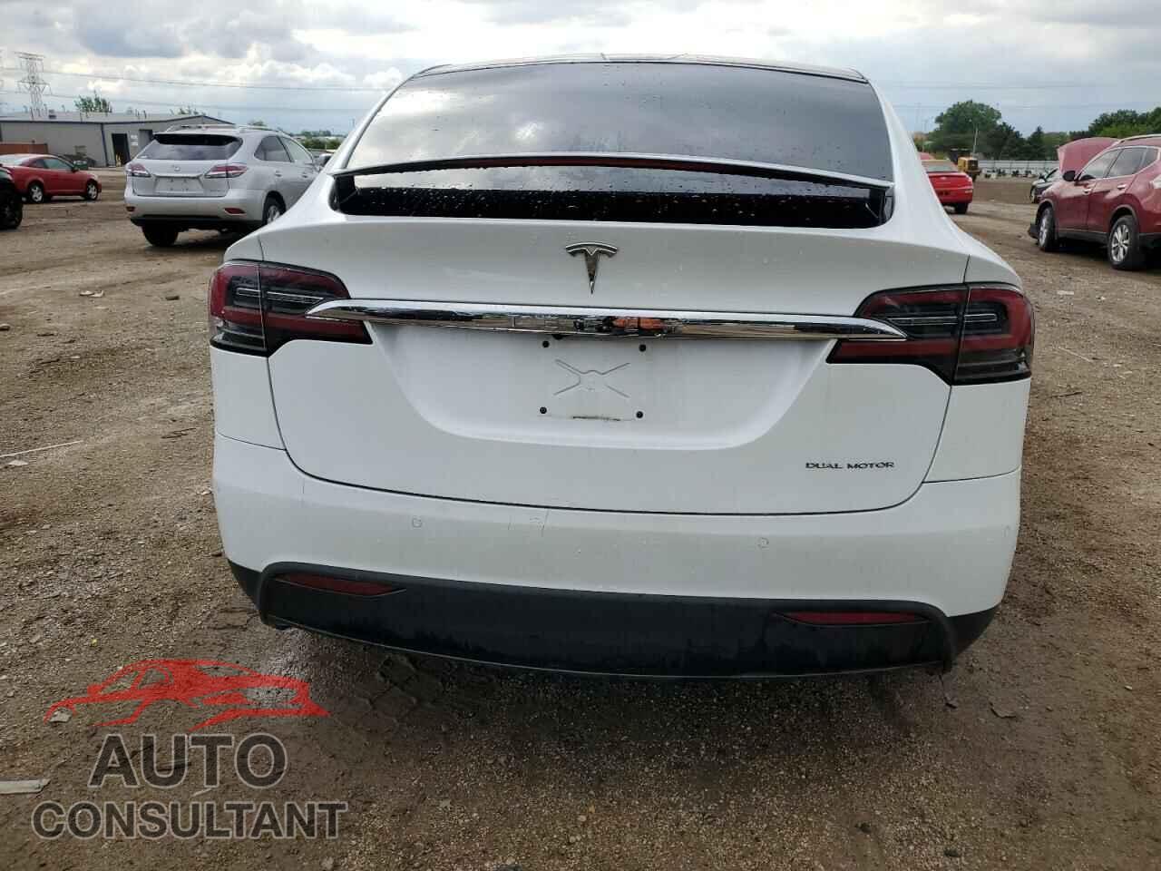 TESLA MODEL X 2020 - 5YJXCBE21LF210477